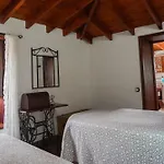 Casa Mercedes, *