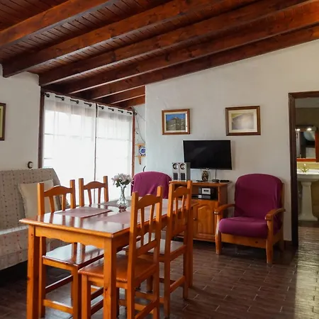 Casa Mercedes, * Тамаймо