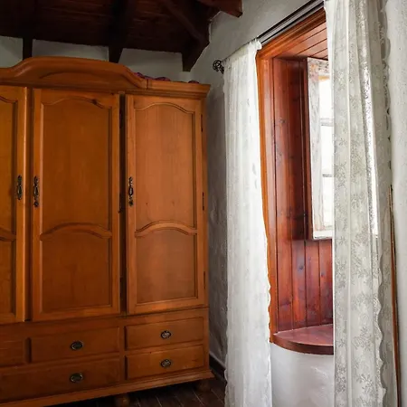 Casa Mercedes, Tamaimo