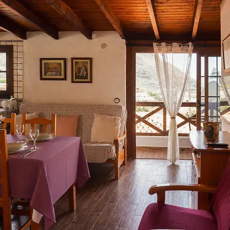 Casa Mercedes, Bbq, Vistas Y Parking En *