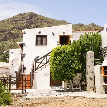 Casa Mercedes,